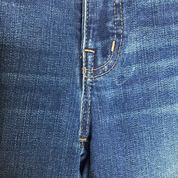 Madewell Roadtripper Jeans in Jansen Wash Size 27. - Picture 11 of 11
